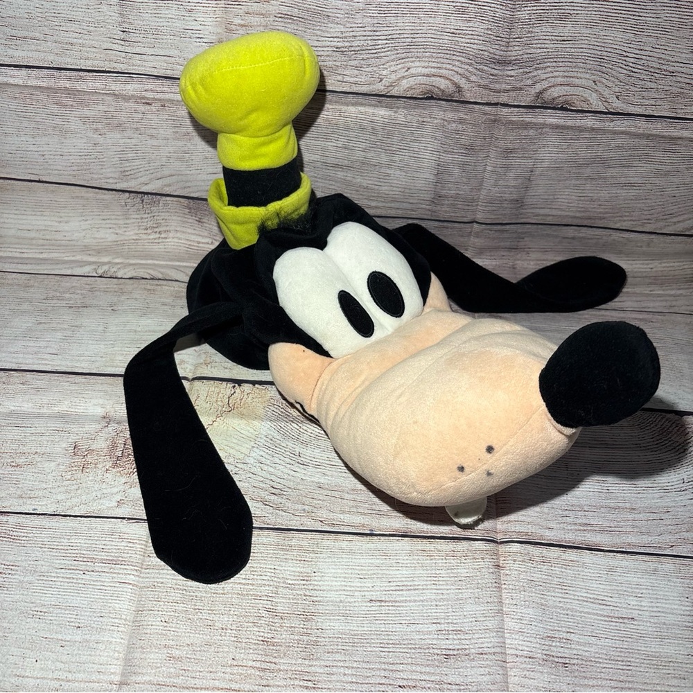 Disneyland Resort Black and White Hat